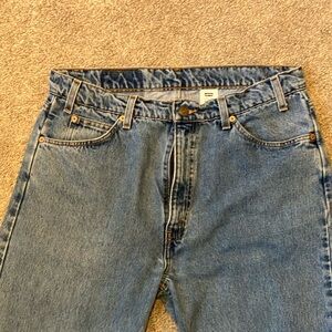 Vintage Orange Tab 505 Levi’s Jeans, tagged 36x32, fits closer to 34x31